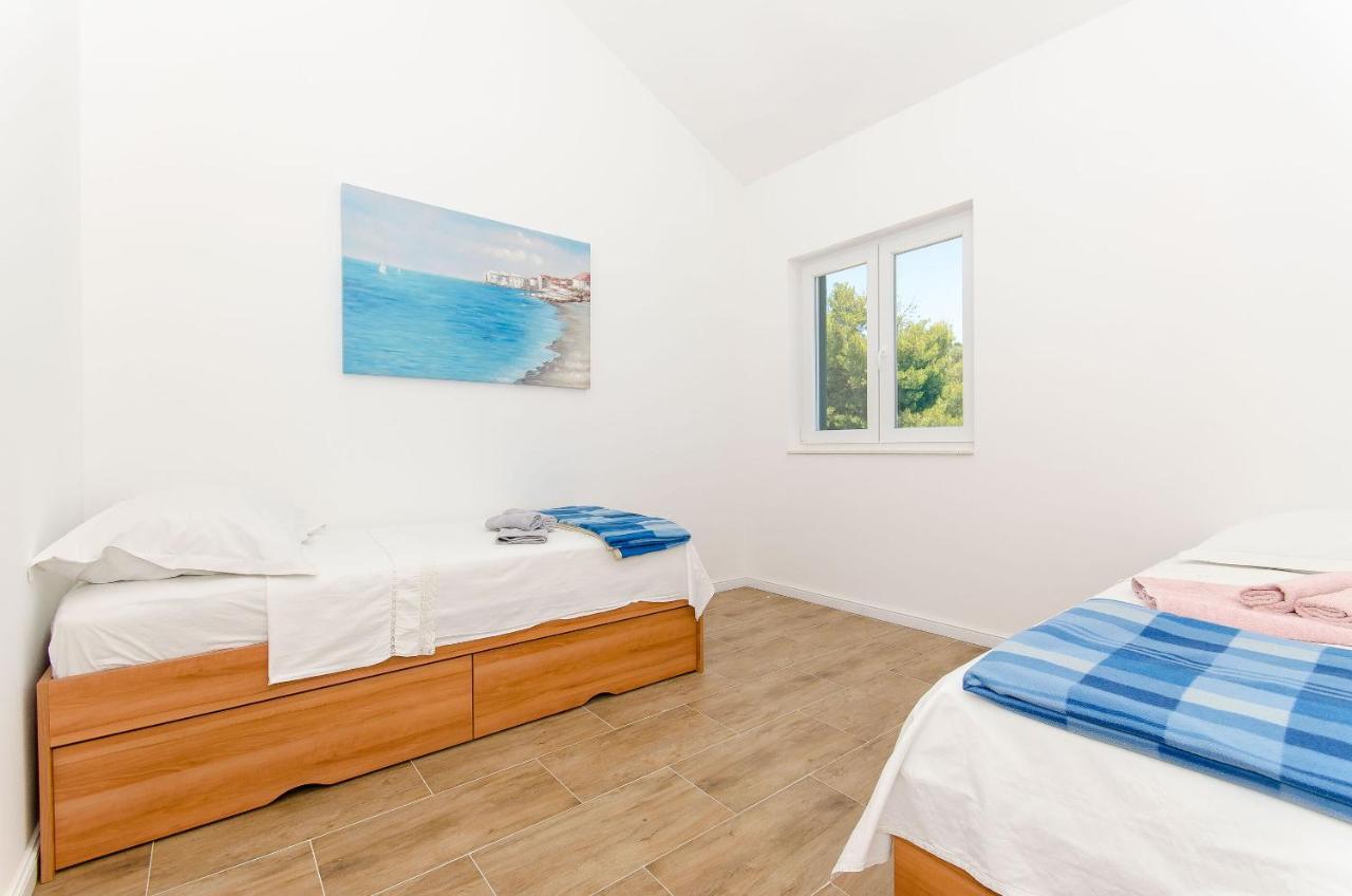 Villa Dupla Kanica Sevid ภายนอก รูปภาพ
