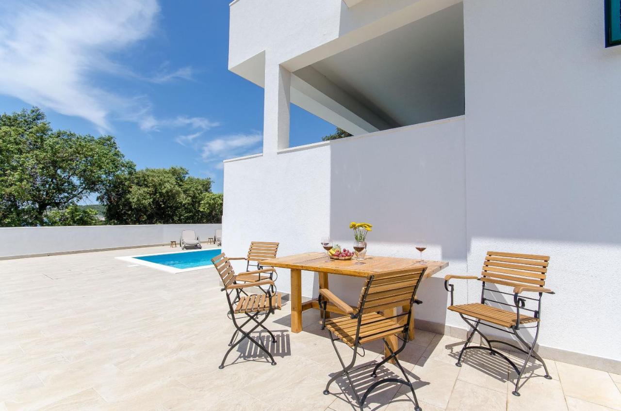 Villa Dupla Kanica Sevid ภายนอก รูปภาพ
