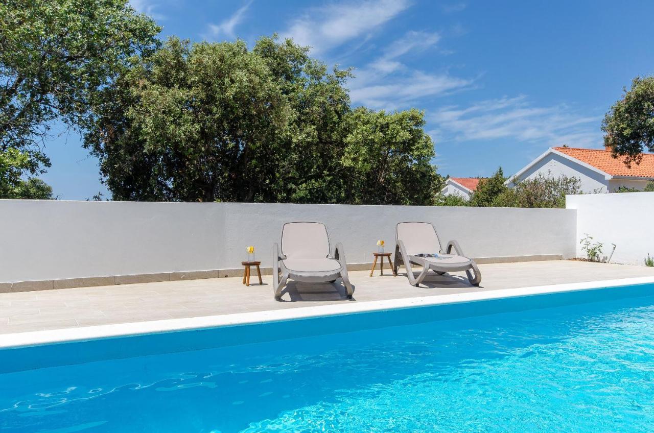 Villa Dupla Kanica Sevid ภายนอก รูปภาพ